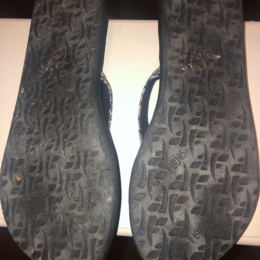 Flip flops - Picture 2 of 2